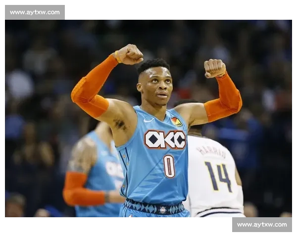 三冠王欧阳锋巧破波兰悍将 逆袭 K1MAX 八强创历史