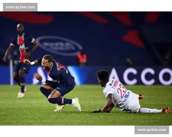 巴黎 4-0 碾压迈阿密!刘建宏激情解说:内维斯双响 + 阿什拉夫破门,梅西领衔的迈阿密遭遇重创! 巴黎 4-0 碾压迈阿密!刘建宏激情解说:内维斯双响 + 阿什拉夫破门,梅西领衔的迈阿密遭遇重创!